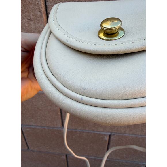 Vintage COACH Leather Mini Convertible Crossbody Belt Bag RARE Cream 9826 Purse - Picture 2 of 14
